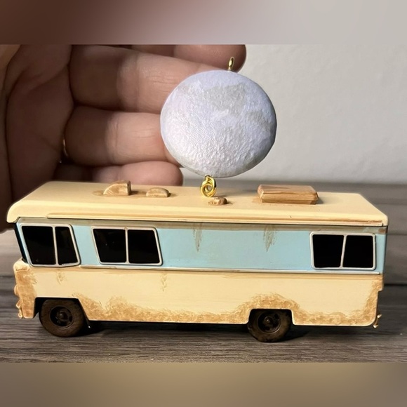 Hallmark NEW 2009 Cousin Eddies RV Ornament National Lampoons Christmas Vacation - Picture 6 of 10